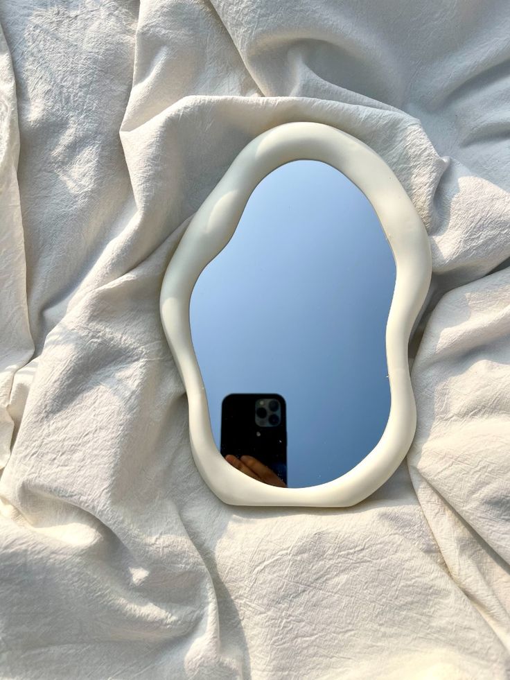 Pastel Wavy Mirror