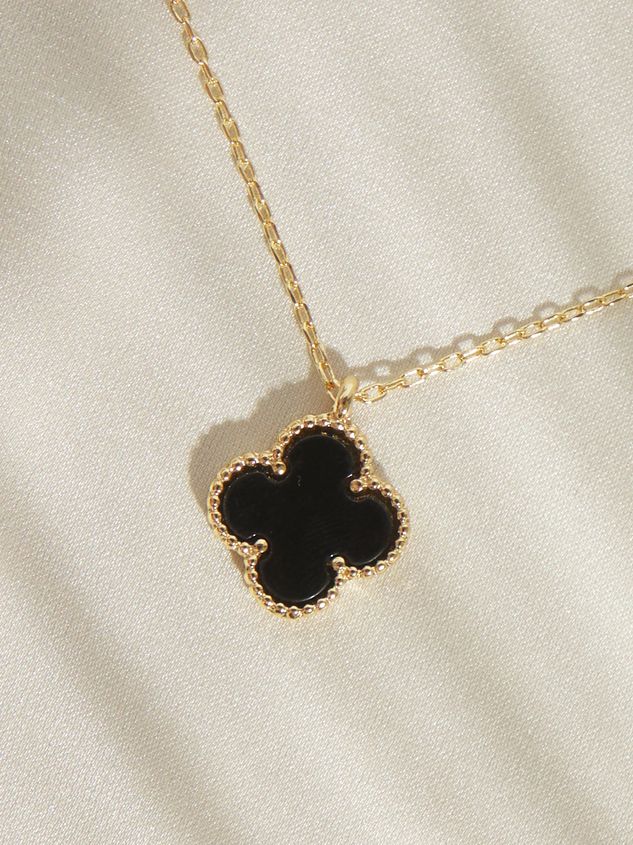 Clovet Pendant - Image 2