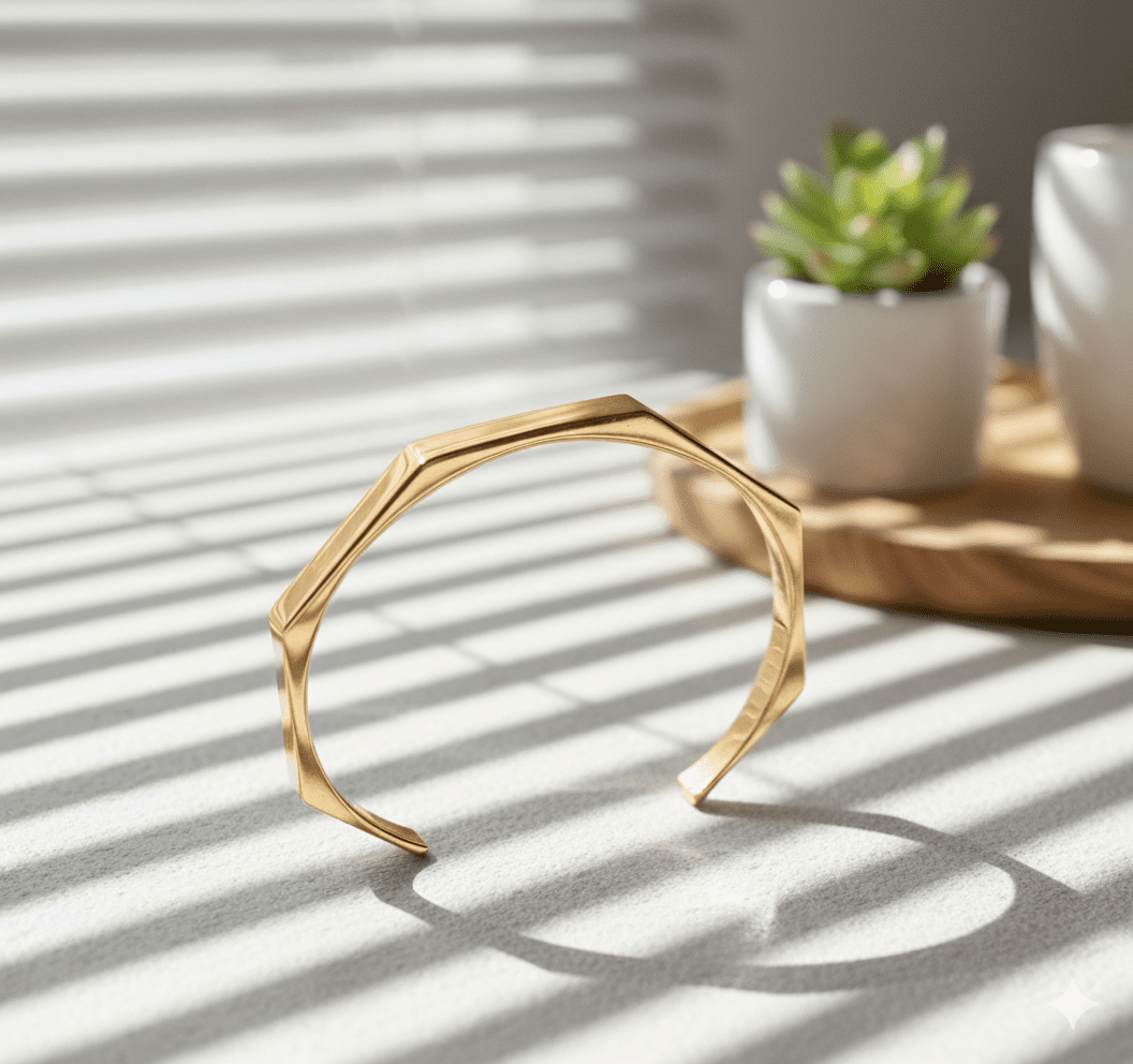 Hazle Cut Braclet Gold